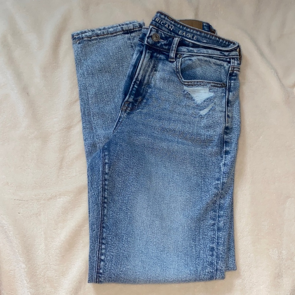 American Eagle Mom Jeans